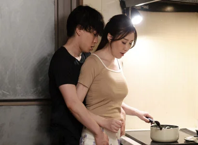Người đàn bà của cha làm tình với con chồng