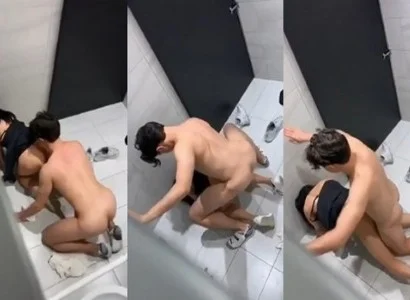 Cặp nam nữ đang quan hệ thì bị quay lén trong WC